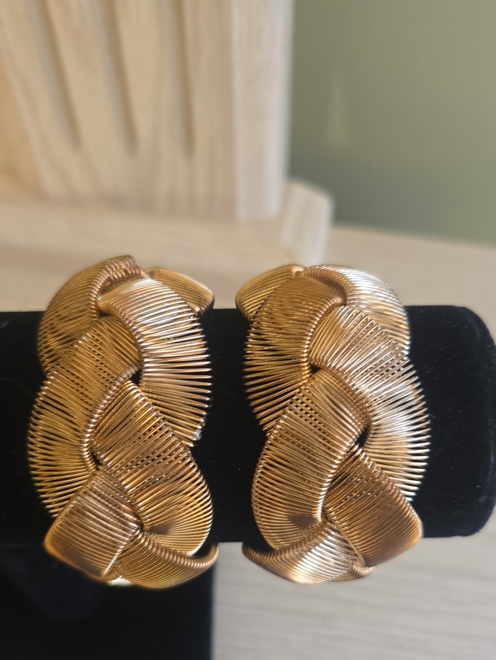 2 Plunder Gold-Tone Woven Statement Bangle Bracelet Stretch New